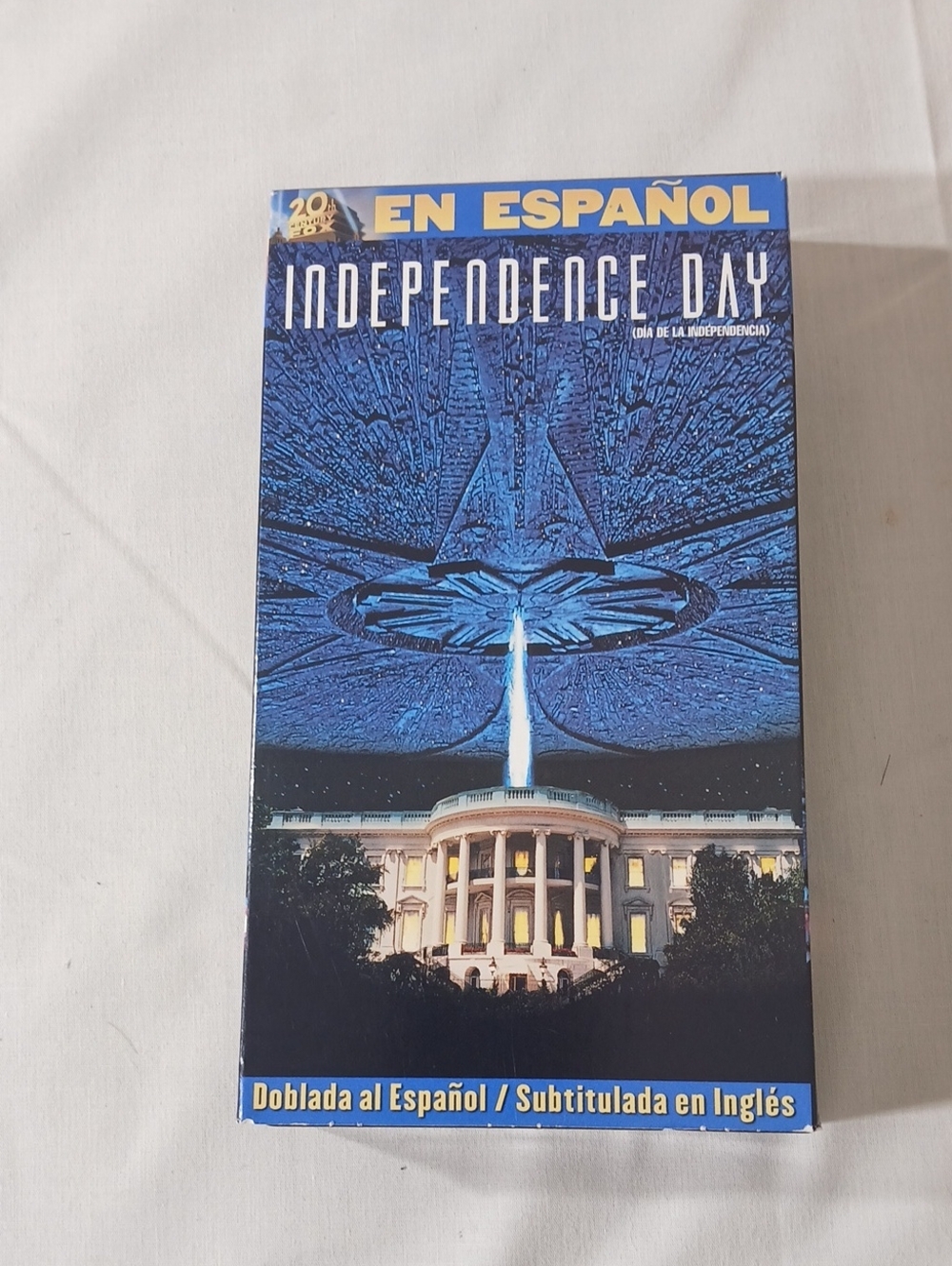 Independence Day (En Español) - Blue Movie Box
